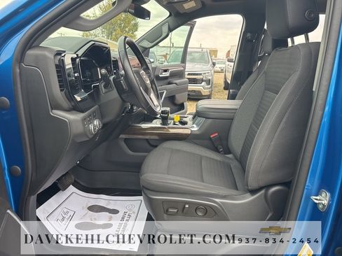 Used 2023 GMC Sierra 1500 Elevation w/ LPO, Elevation Black Package image 17