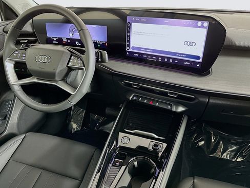 New 2026 Audi Q3 quattro 2.0T AWD/4WD image 6