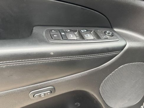 Used 2020 Jeep Grand Cherokee Limited X image 16