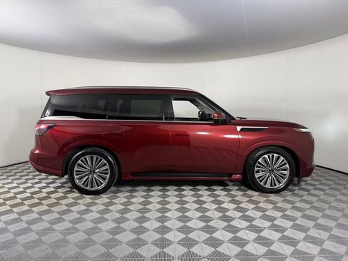 Used 2025 INFINITI QX80 Luxe RWD image 7