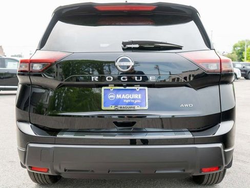 Certified 2026 Nissan Rogue SV w/ Cold Weather Package AWD/4WD image 7