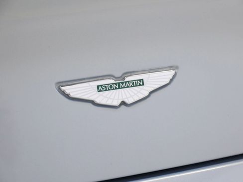 Used 2011 Aston Martin V8 Vantage Coupe RWD image 47