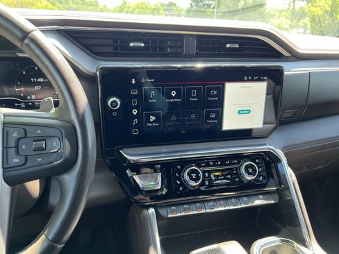 Used 2024 GMC Sierra 1500 Denali AWD/4WD image 32