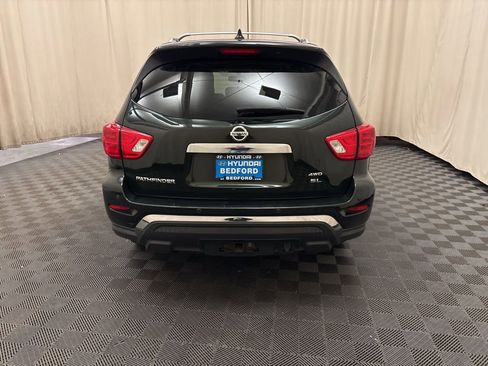 Used 2019 Nissan Pathfinder SL w/ SL Premium Package image 6