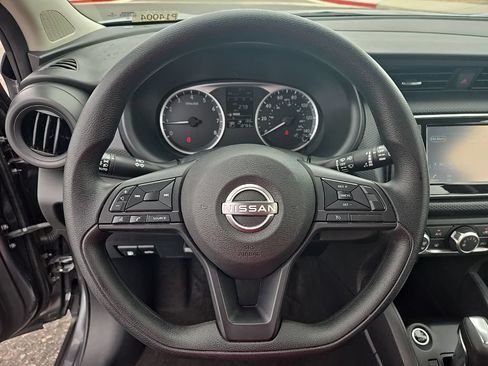 Used 2023 Nissan Kicks S FWD image 14