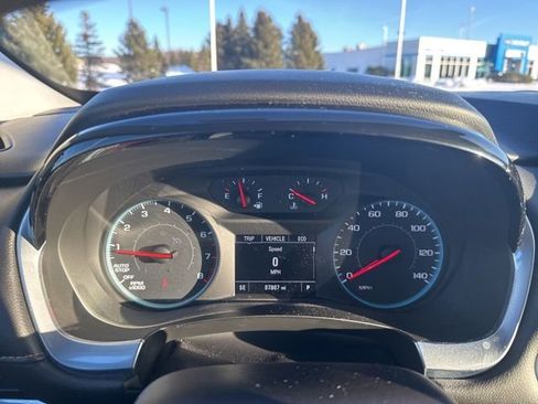 Used 2021 Chevrolet Traverse LS image 18