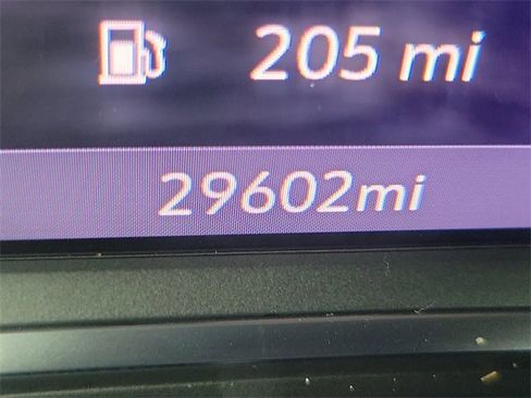 Certified 2023 Chevrolet Equinox RS w/ RS Leather Package image 24