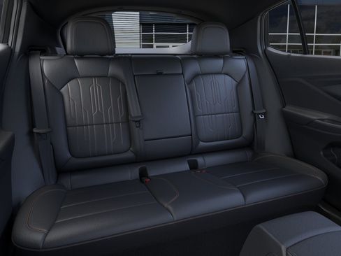 New 2026 Buick Envista Avenir FWD image 17
