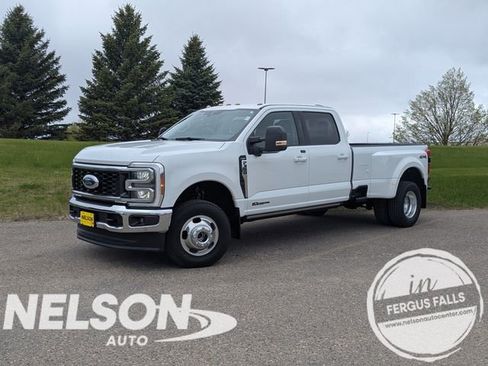 Used 2025 Ford F350 Lariat w/ Lariat Ultimate Package AWD/4WD image 1