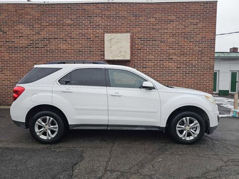 Used 2011 Chevrolet Equinox LT w/ Driver Convenience Package image 16