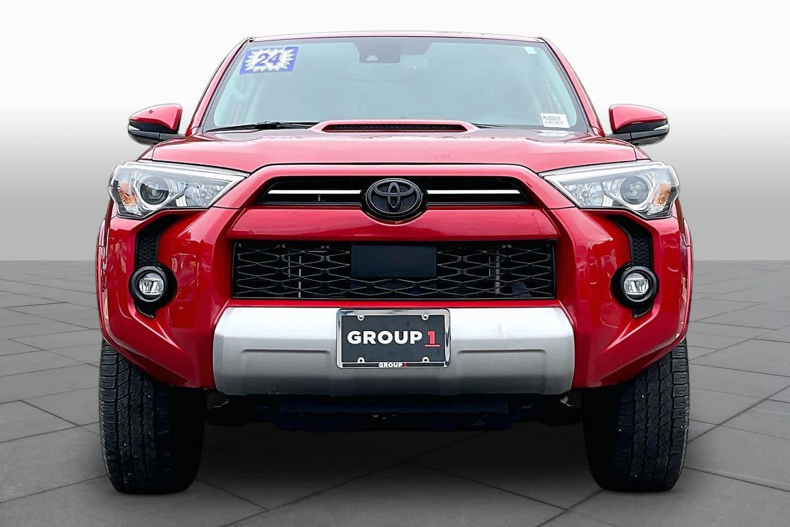 Used 2024 Toyota 4Runner TRD Off-Road Premium w/ Moonroof Package AWD/4WD image 4