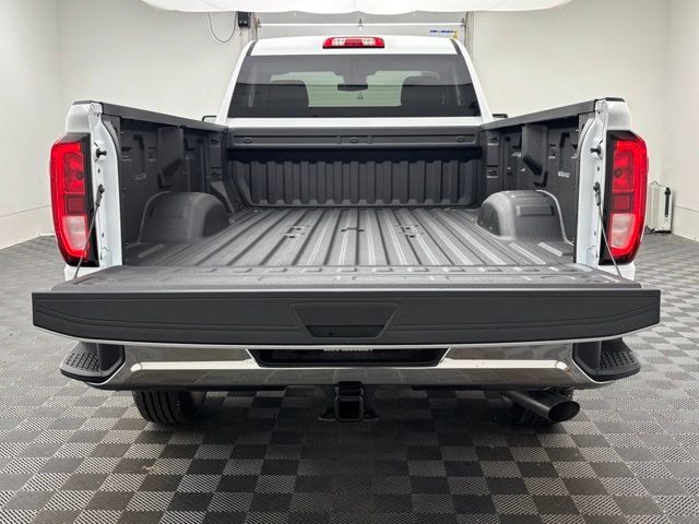 New 2026 GMC Sierra 2500 Pro AWD/4WD image 8