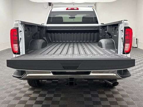 New 2026 GMC Sierra 2500 Pro AWD/4WD image 8