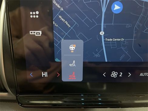 New 2025 Ford Expedition Active image 33