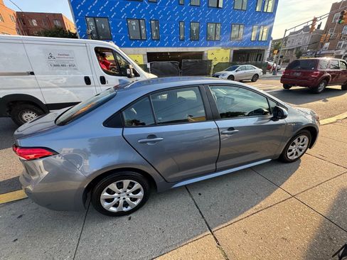 Used 2023 Toyota Corolla LE image 14