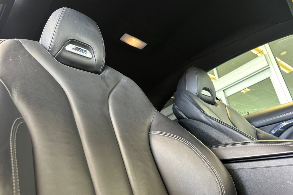 Used 2016 BMW M4 Convertible RWD image 27