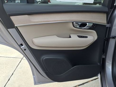 New 2026 Volvo XC90 B5 Core AWD/4WD image 15