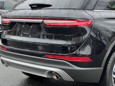 Used 2025 Lincoln Corsair AWD image 6