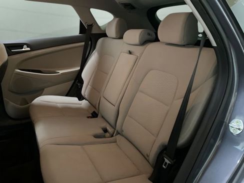 Used 2021 Hyundai Tucson SE image 60