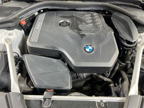 Used 2022 BMW 530i w/ M Sport Package RWD image 30