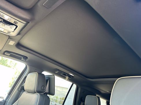 New 2026 GMC Yukon Elevation w/ Elevation Premium Package AWD/4WD image 20