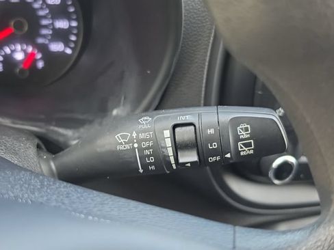 Certified 2022 Kia Soul LX FWD image 20