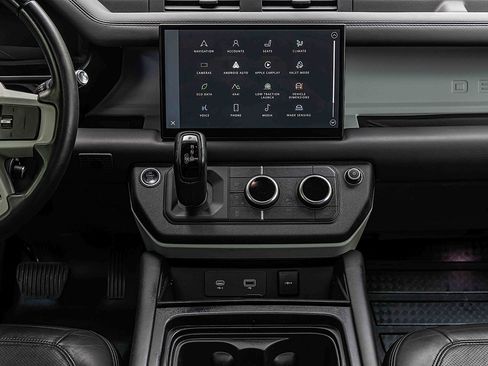 Used 2022 Land Rover Defender 110 XS Edition image 11