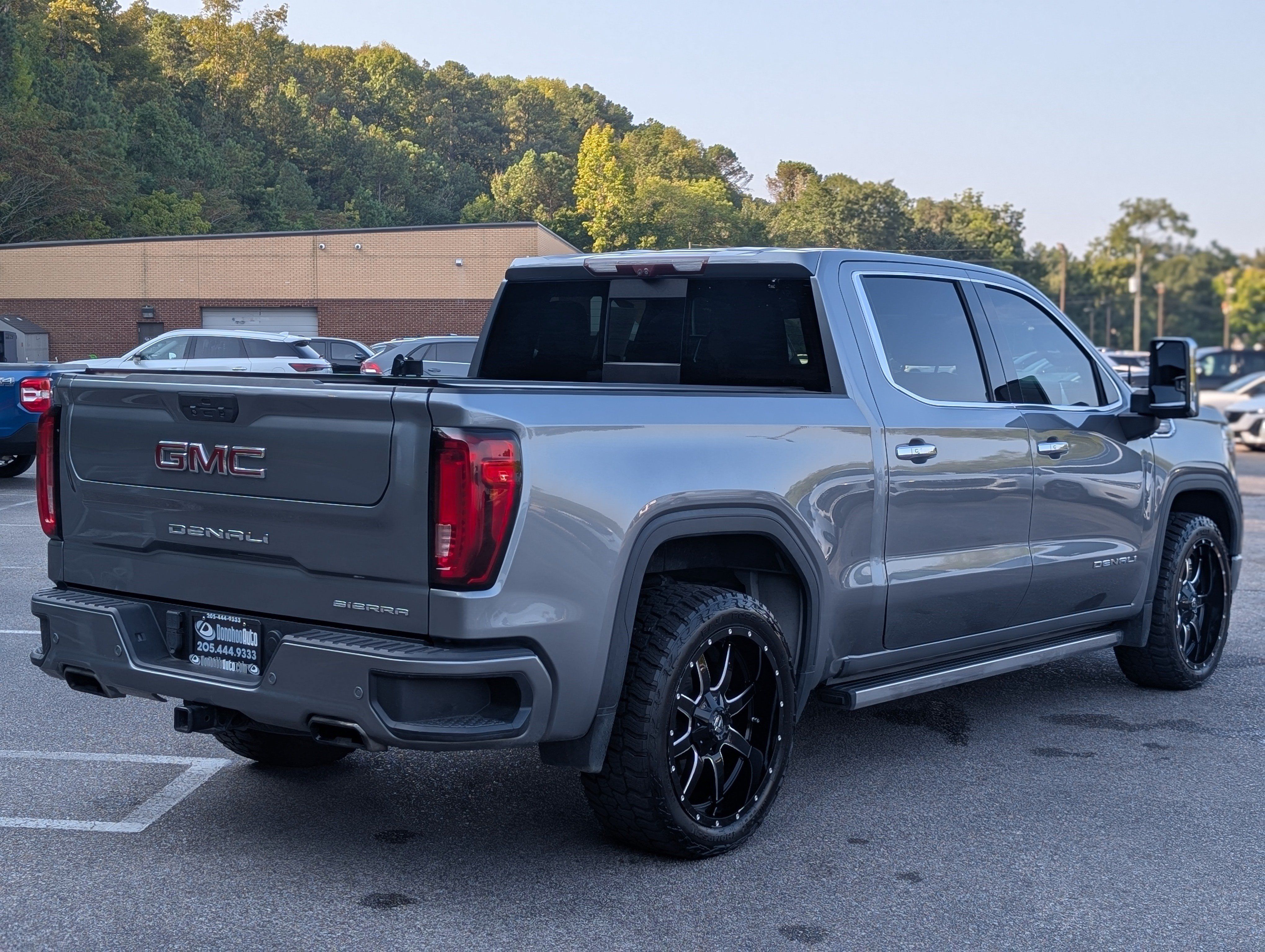Used 2020 GMC Sierra 1500 Denali w/ Denali Ultimate Package AWD/4WD image 9