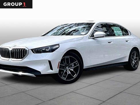 New 2026 BMW 530i image 1