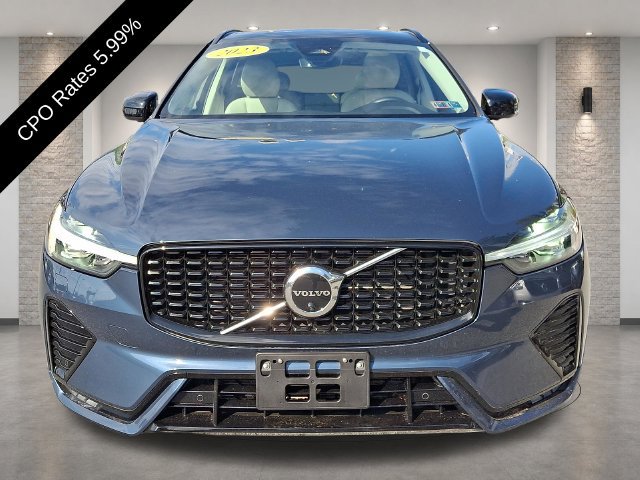 Used 2023 Volvo XC60 B5 Plus w/ Climate Package AWD/4WD image 2