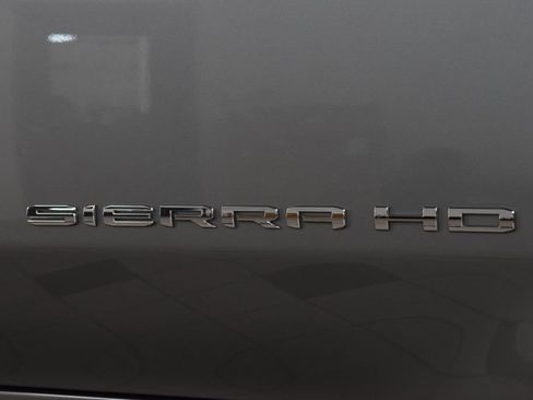 Used 2025 GMC Sierra 2500 SLT w/ SLT Premium Package AWD/4WD image 16