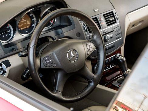 Used 2011 Mercedes-Benz C 300 Sedan w/ Premium 1 Pkg image 20