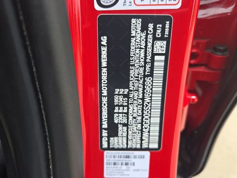Used 2025 MINI Cooper 4-Door Hardtop FWD image 36