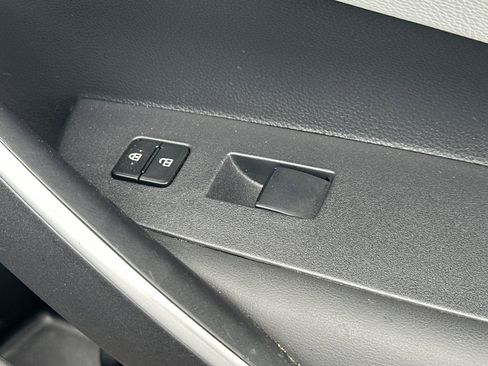 Used 2024 Toyota Corolla SE image 22