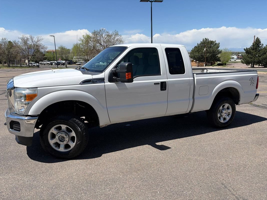 Used 2014 Ford F250 XLT w/ XLT Interior Package AWD/4WD image 3