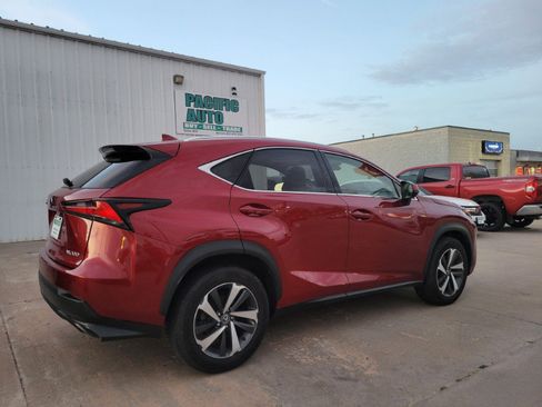 Used 2018 Lexus NX 300 AWD w/ Premium Package image 7
