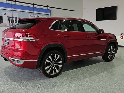 Certified 2023 Volkswagen Atlas Cross Sport SEL Premium R-Line AWD/4WD image 8