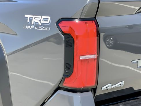 Certified 2026 Toyota Tacoma TRD Off-Road image 25