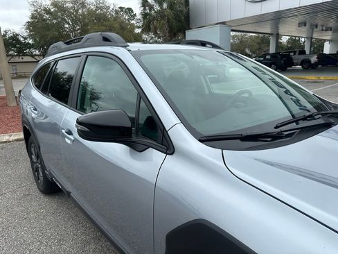 Used 2025 Subaru Outback Onyx Edition AWD/4WD image 16