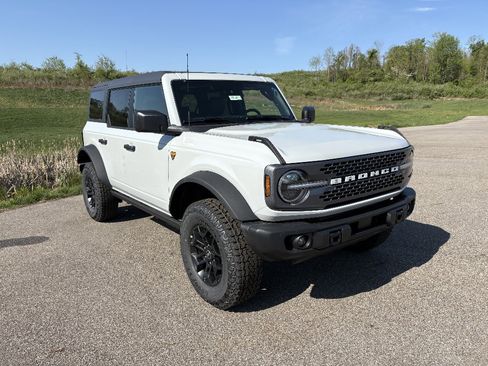 New 2026 Ford Bronco Badlands AWD/4WD image 7