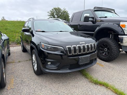 Used 2022 Jeep Cherokee Latitude Lux AWD/4WD image 2