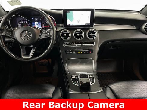 Used 2018 Mercedes-Benz GLC 300 4MATIC image 2