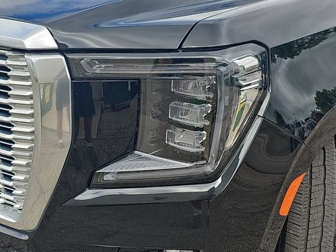 Certified 2022 GMC Yukon Denali w/ Max Trailering Package AWD/4WD image 39