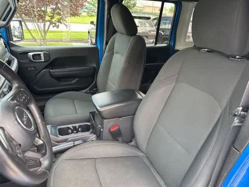 Used 2022 Jeep Wrangler Unlimited Sport AWD/4WD image 5