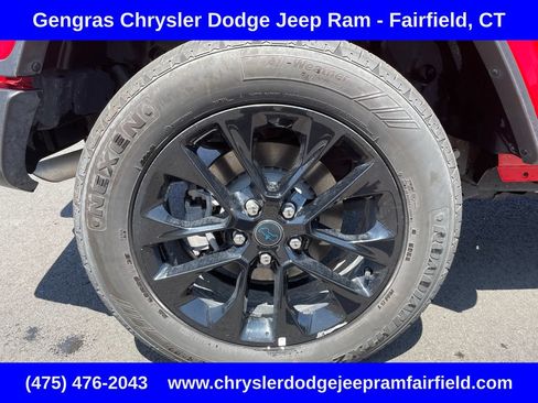 Certified 2025 Jeep Wrangler Unlimited Sahara w/ Safety Group AWD/4WD image 10