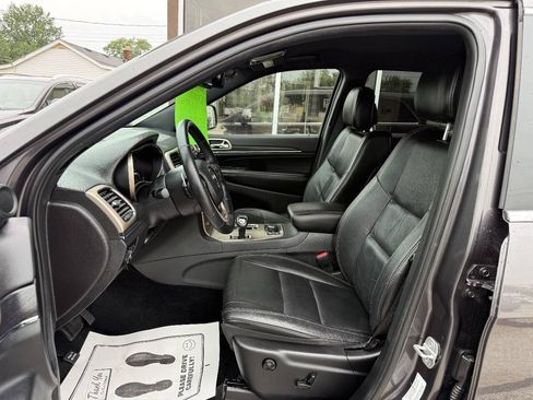 Used 2014 Jeep Grand Cherokee Limited w/ Trailer Tow Group IV AWD/4WD image 11