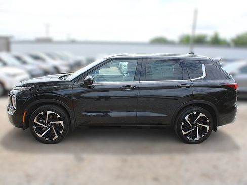 Used 2023 Mitsubishi Outlander SEL AWD/4WD image 14
