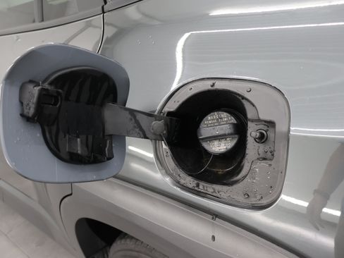 Used 2025 MAZDA CX-50 AWD 2.5 S w/ Preferred Package image 32