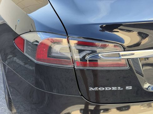 Used 2018 Tesla Model S 75D AWD/4WD image 37