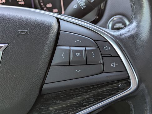 Used 2020 Cadillac XT5 Premium Luxury image 19